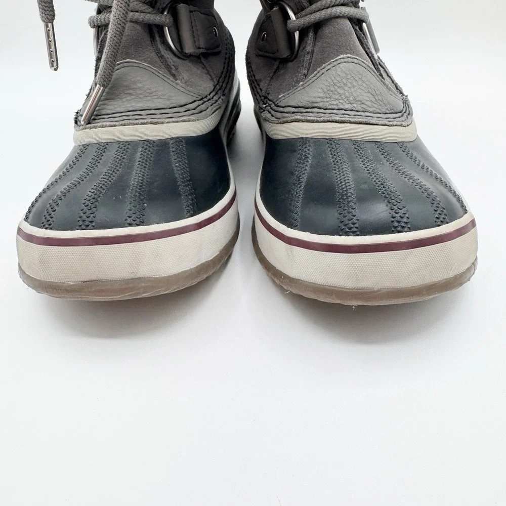 Sorel Joan of Arctic Grey Black Waterproof Faux Fur Leather Suede Size 8 - Read